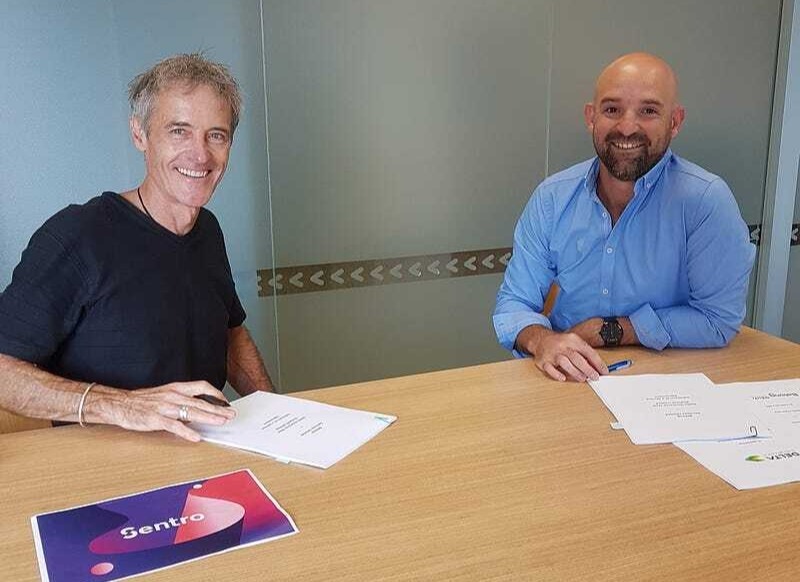 Delta-Craig and Rob signing